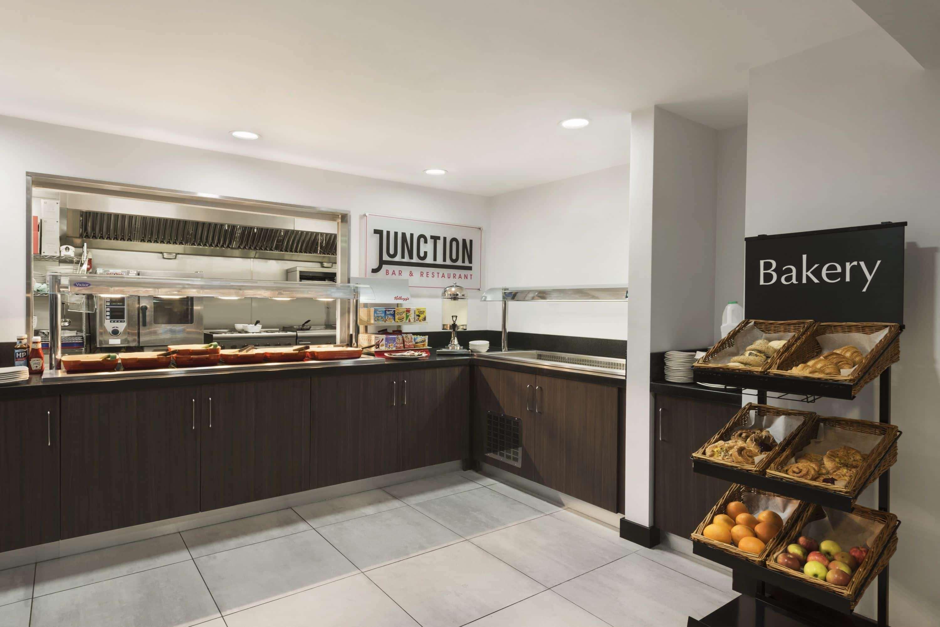 รามาดา บาย วินด์แฮม เคมบริดจ์ Hotel Fen Drayton ภายนอก รูปภาพ